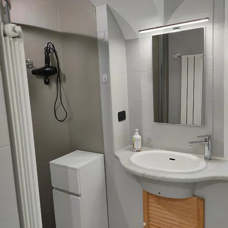 Casa Dora 5 Terre Close To Trains And Ferries With Ac - Wi-fi * Специя